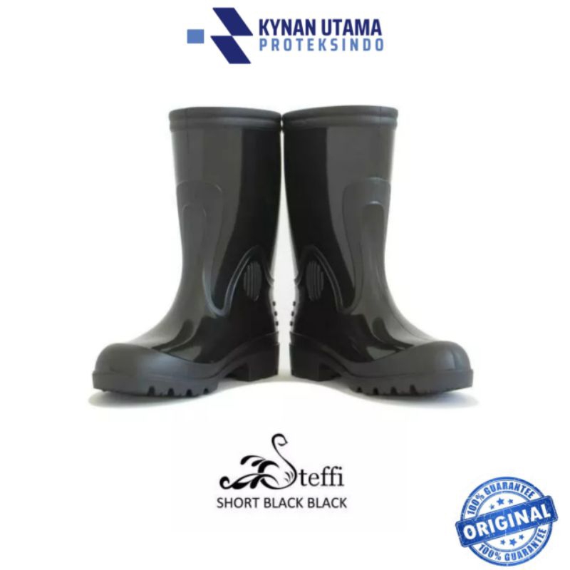Sepatu Boot Karet Hitam Pendek / Sepatu Boots Pria STEFFI