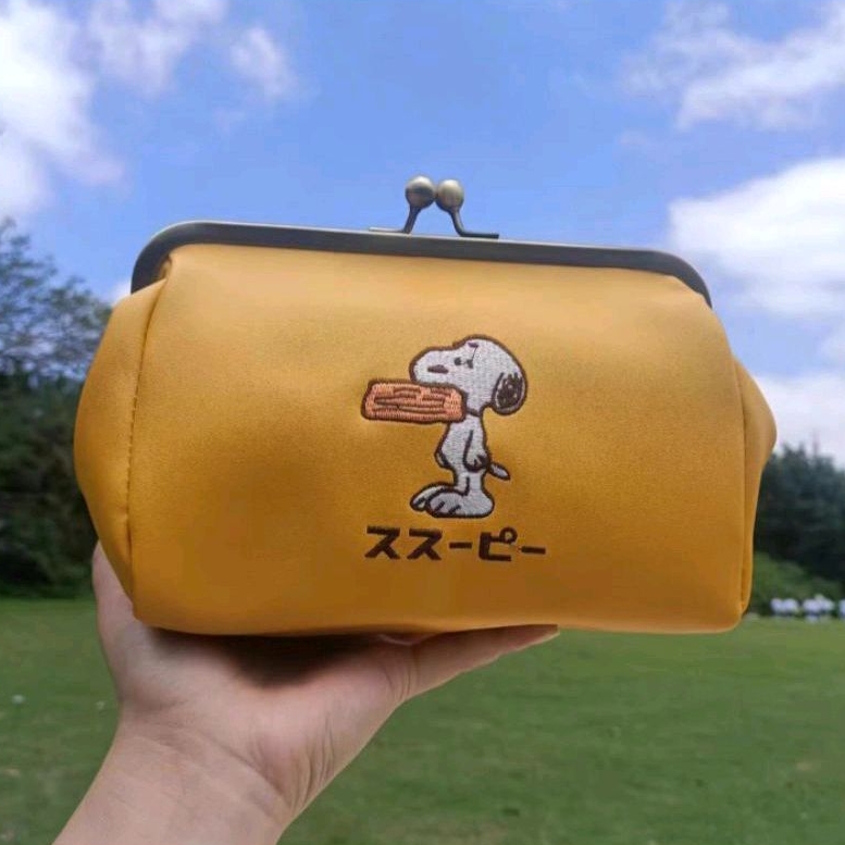 Tas Snoopy / Tas Wanita Snoopy / Clutch Snoopy / Tas Clutch Karakter Snoopy / Tas Tenteng Snoopy Imp