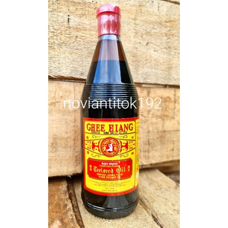 

BABY BRAND" GHEE HIANG / SESAME OIL / MINYAK WIJEN / 680 ML