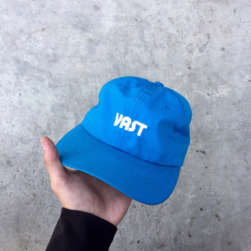 Topi Caps 6 Panel Vast Blue