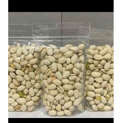 

kacang pistachio