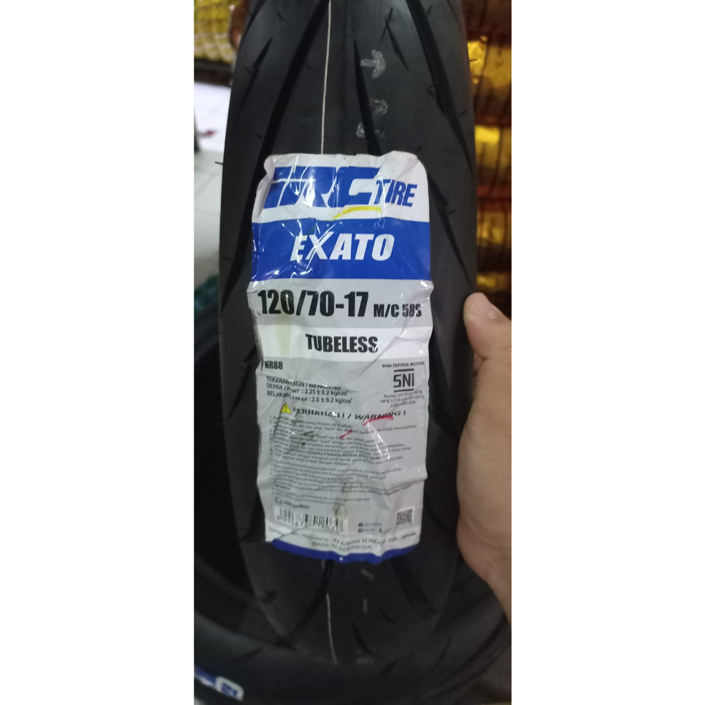 IRC EXCATO Ban Motor Ring 17 120/70 Ban Ring 17 Ban Luar Motor Ring 17 Ban Ring 17 Tubles