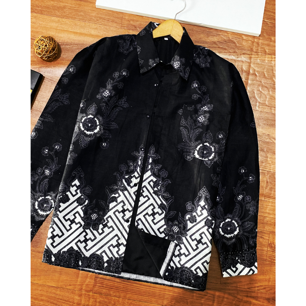 MISO BUTIK - Kemeja Batik Pria Lengan Panjang Full Furing Motif Baru Hitam Series Motif Ayana Clara Fara Indira Pager Premium Kekinian