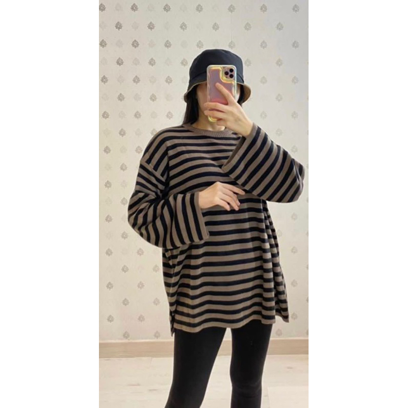 Athalia Oversize Stripe Sweater Knited | atasan knit oversize santai adem lembut garis