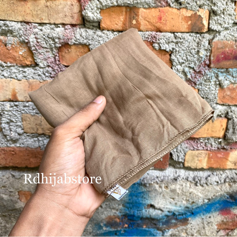 hijab segiempat paris / catton paris old | red rose | azara | varisha-mocca
