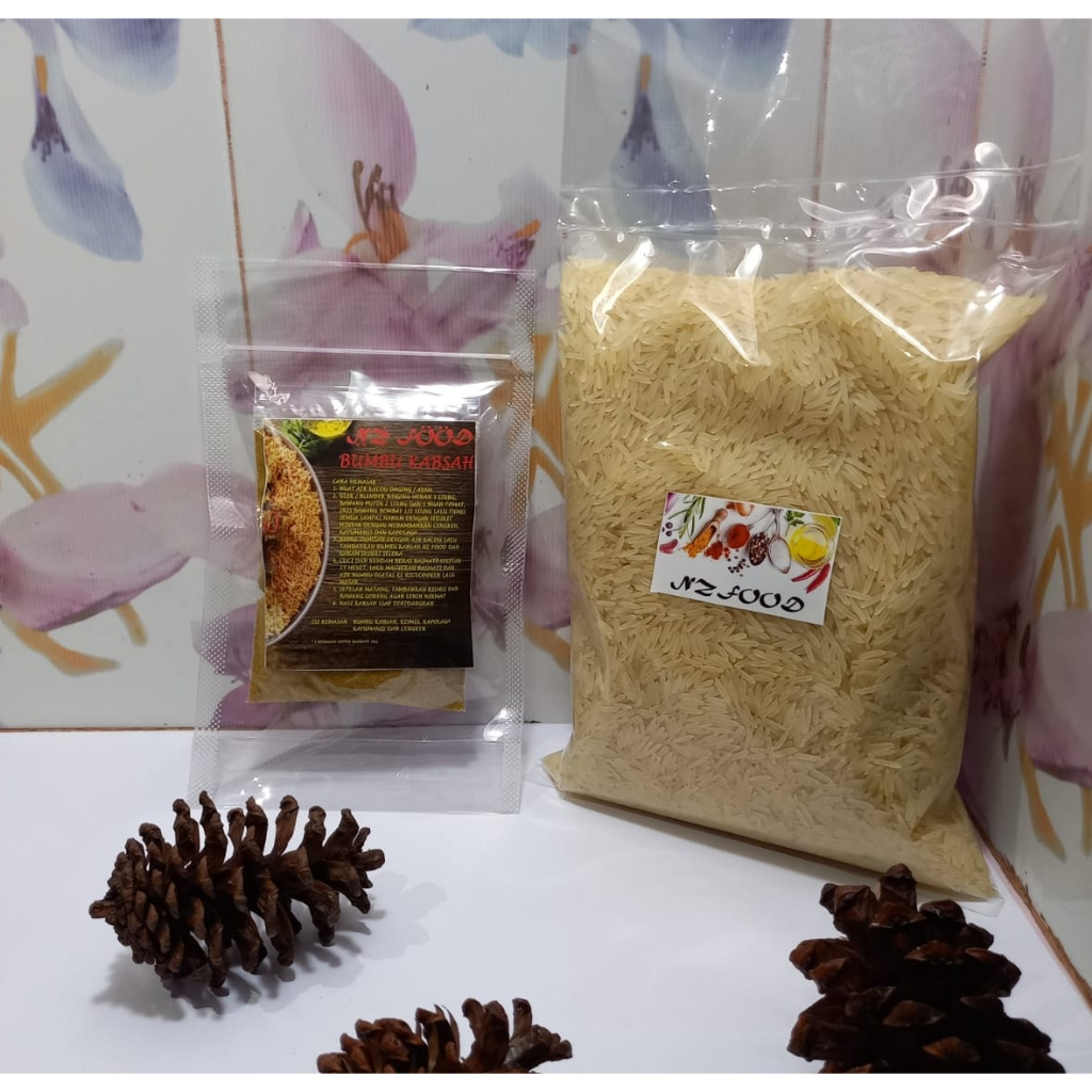 

BASMATI PREMIUM 750 GR DAN BUMBU KABSAH LENGKAP