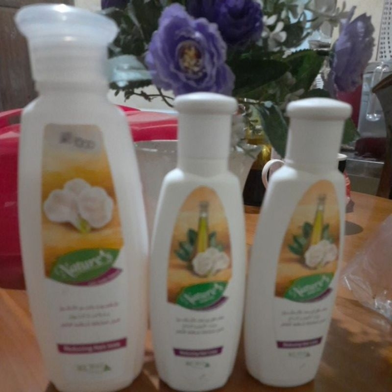 Shampo Nature's My Way 600ml  exp.2027 dan shampo coconut exp .