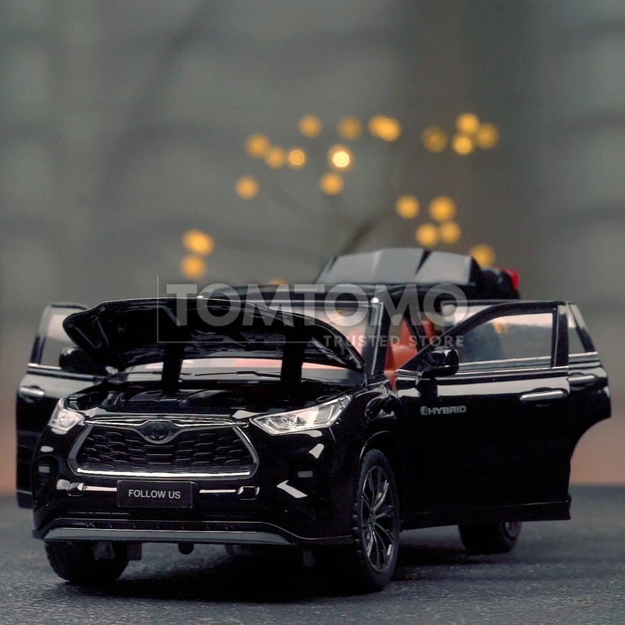 Tomtomo Toyota Kijang Innova Highland / Zenix L Black Koleksi Model Diecast Miniatur Mobil Mobilan C
