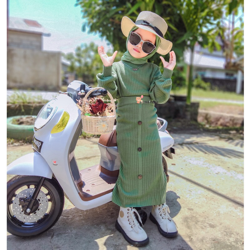 SETELAN RAJUT ANAK /  Setelan Anak Perempuan / Set Sweater Rajut Setelan Rok / Onset Rajut Anak / Se