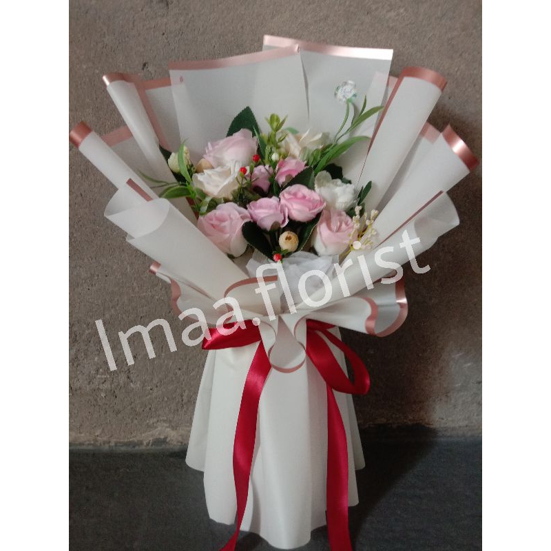 Bouqet bunga artificial/ Buket bunga artificial/ Bouqet bunga/ bunga premium/ buket besar/buket wisu