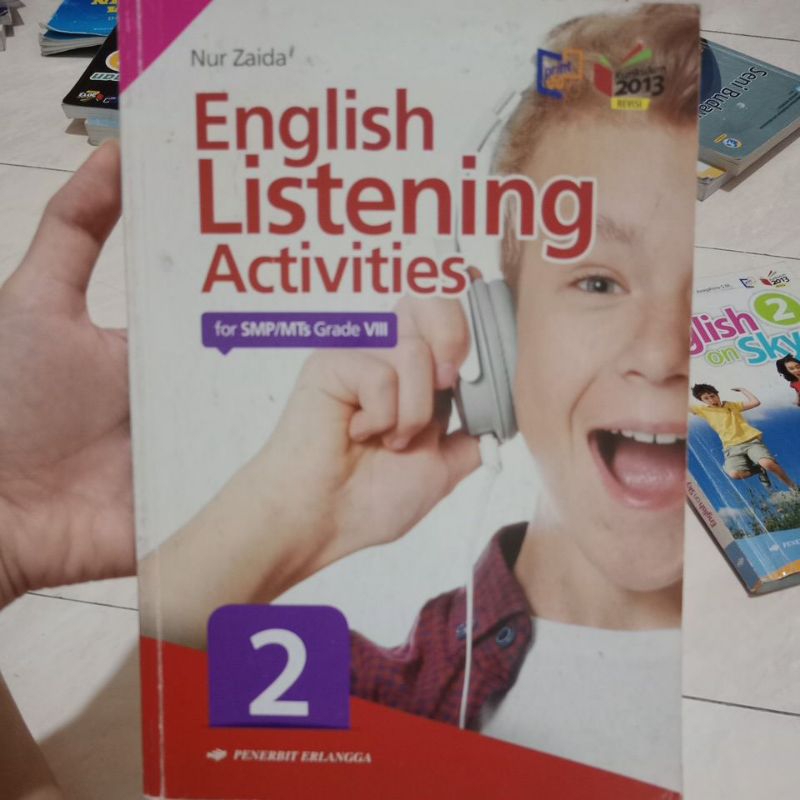 

English Listening Activities SMP Kelas 8 SECOND (1 pcs)