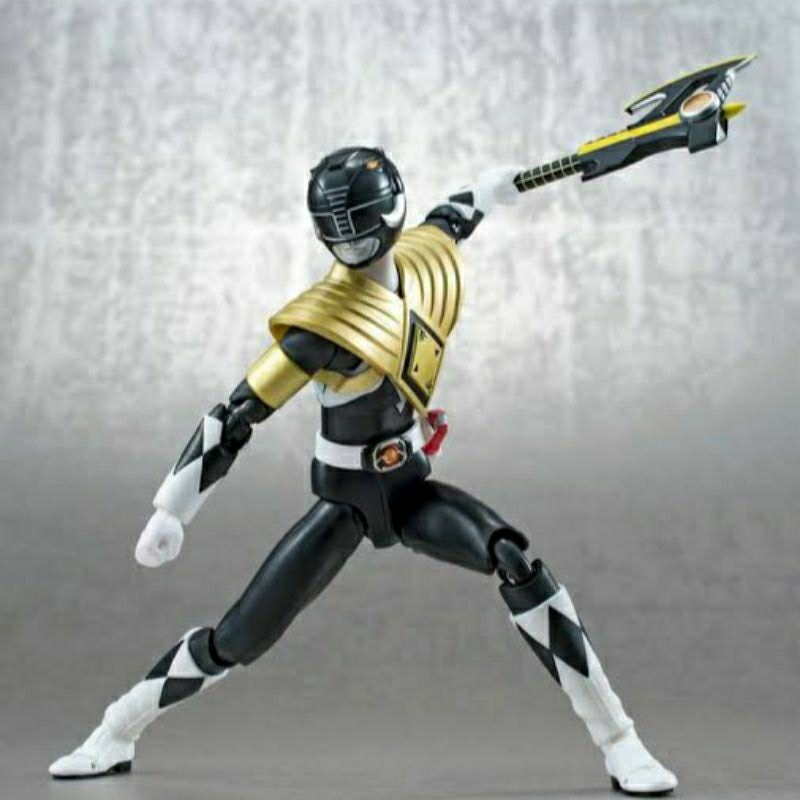 Shfiguarts Power Rangers Black Mighty Morphin Armored Shf