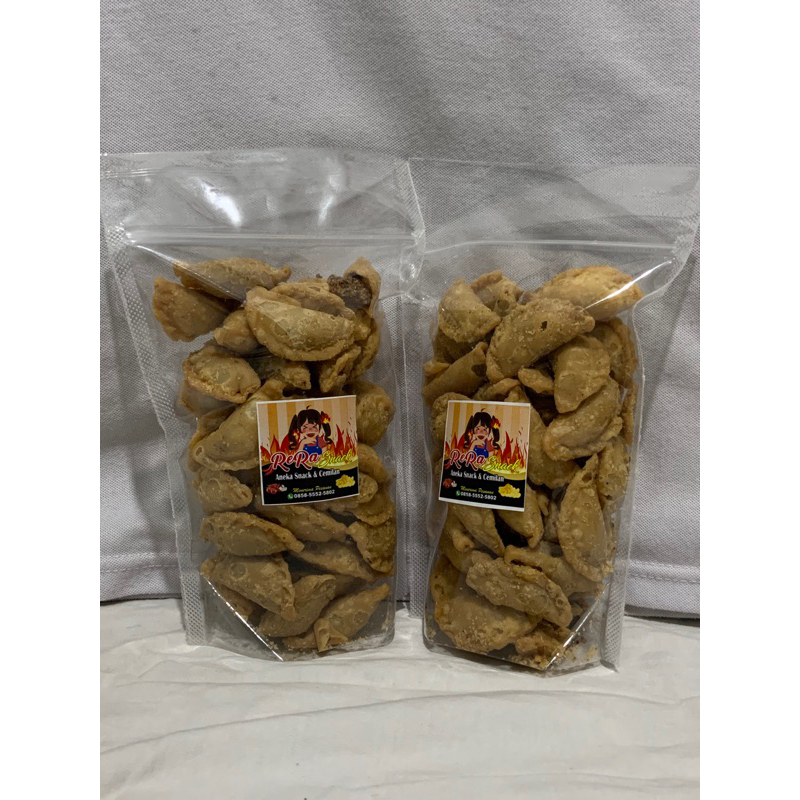 

Pastel kering isi abon (Netto 250gr)