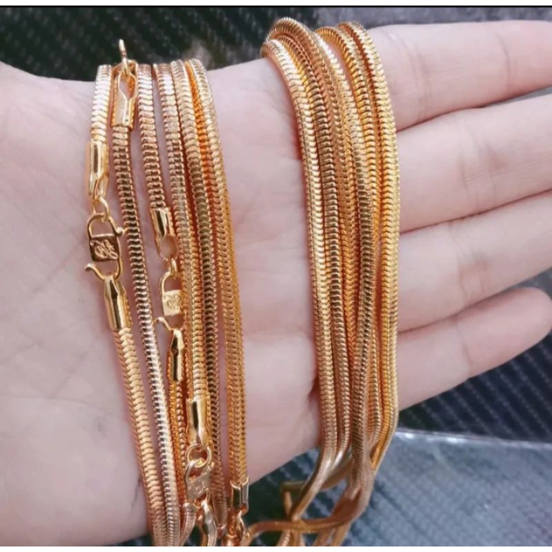 KALUNG MILANO TITANIUM PERHIASAN WANITA BERLAPIS EMAS MUDA