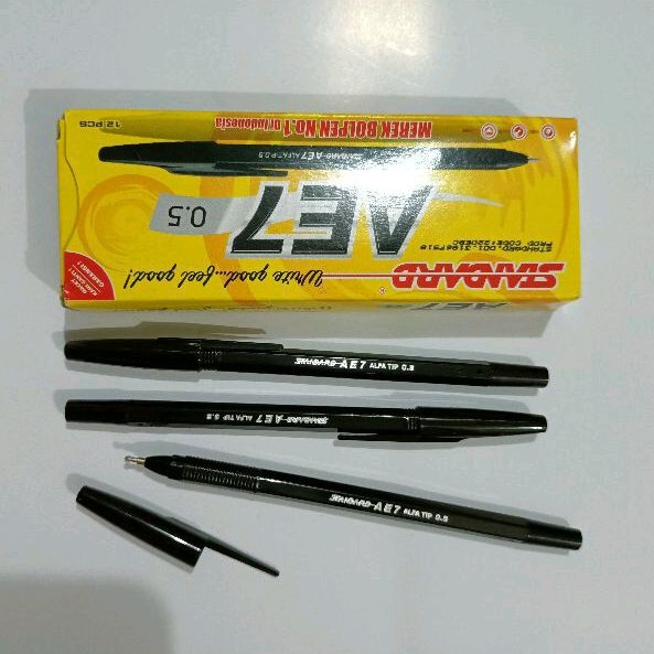 

(1pcs) Pulpen Bolpoin Hitam Standard AE7 0,5