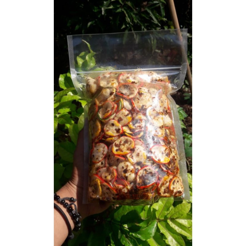 

KERUPUK SEBLAK PEDAS 500 gr GURIH RENYAH