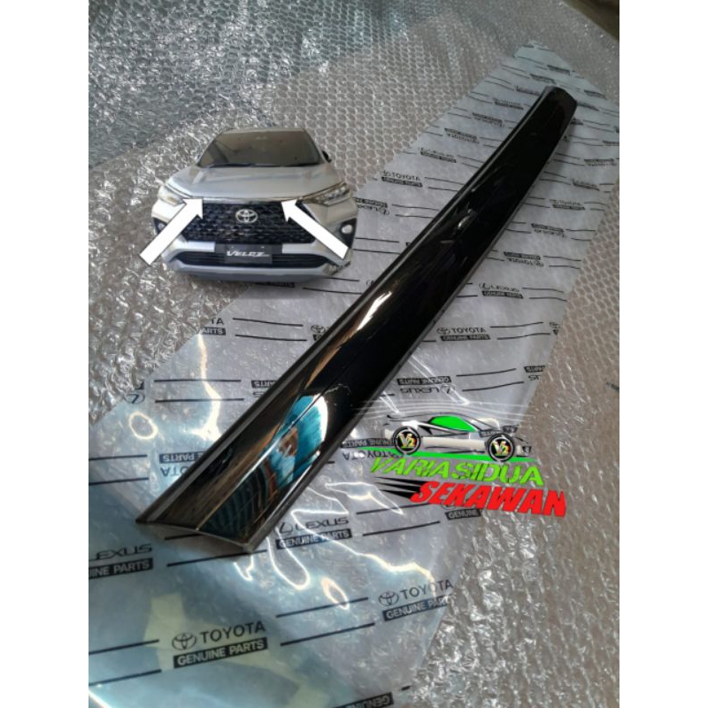 LIST GRILL DEPAN AVANZA VELOZ 2022 BLACK CHROME