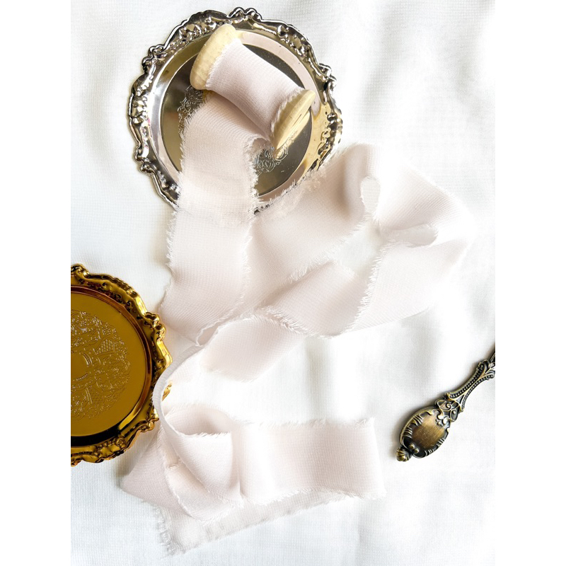 

Chiffon ribbon in Pale Pink / silk ribbon