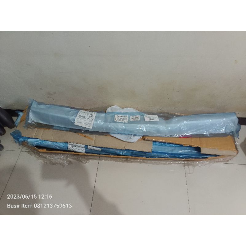 trunk Lid Crom Innova 2015 original