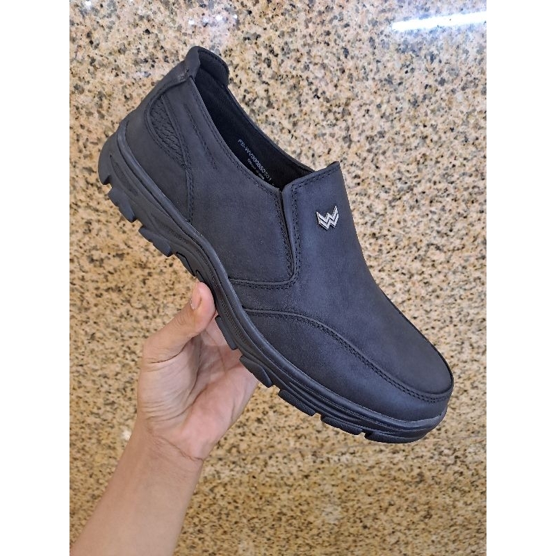 SEPATU FANTOFEL PRIA WATCHOUT