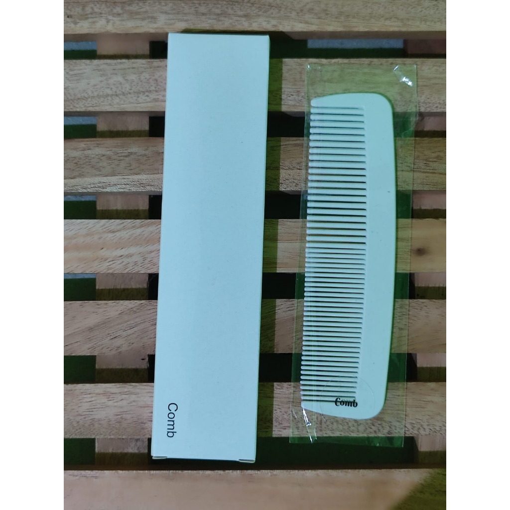 SISIR / COMB  HOTEL PUTIH (Cover Plastik atau Box Putih)