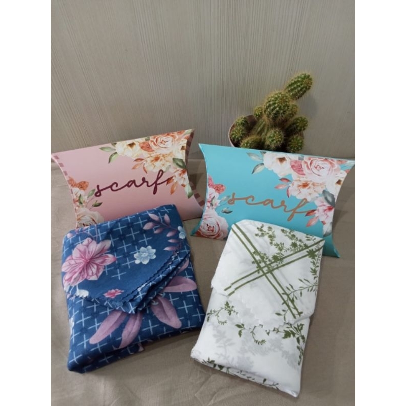 hampers muslimah  / hampers wanita /Segiempat jumbo /kado muslimah/ kado umroh / kado perpisahan /ka