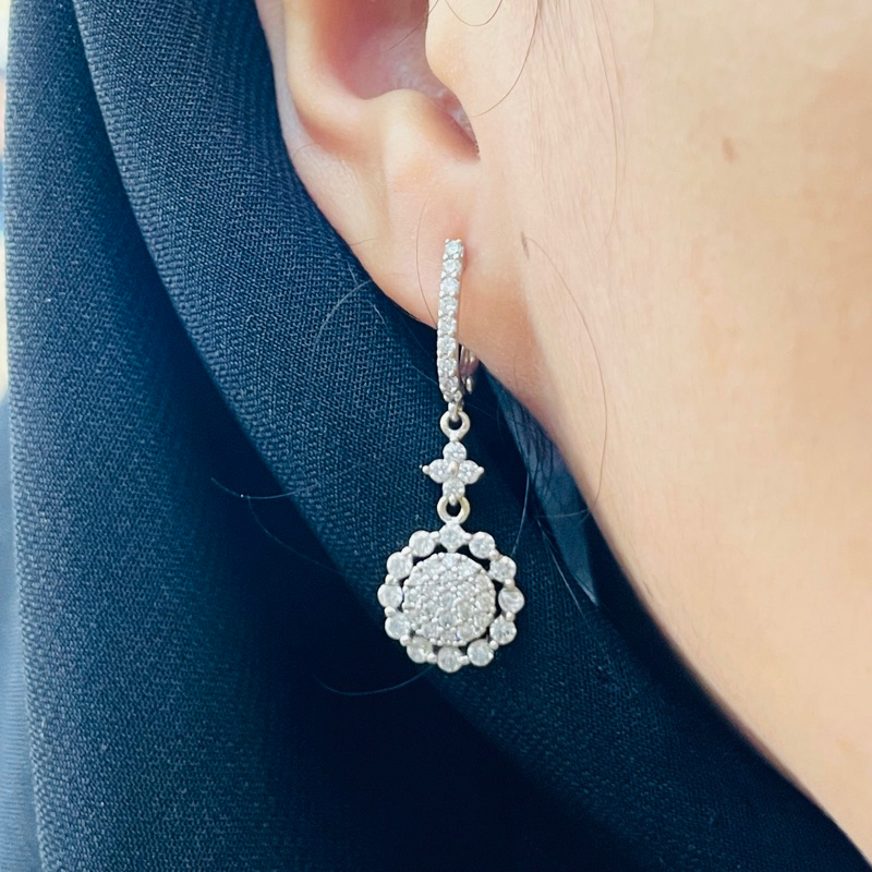 Anting jepit emas putih kadar 375%/8k