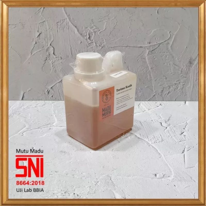 

MADU MURNI 100% 1/2KG