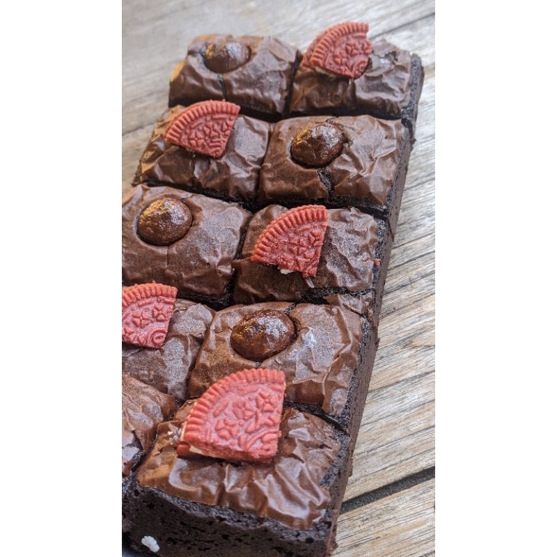 

fudgy brownies panggang size 10x20 cm oleh-oleh medium quality