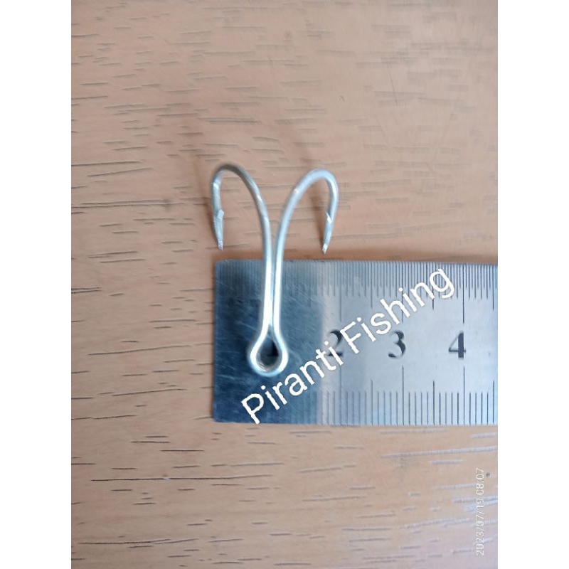 Double Hook VMC 1/0 7925TI 100 Pcs