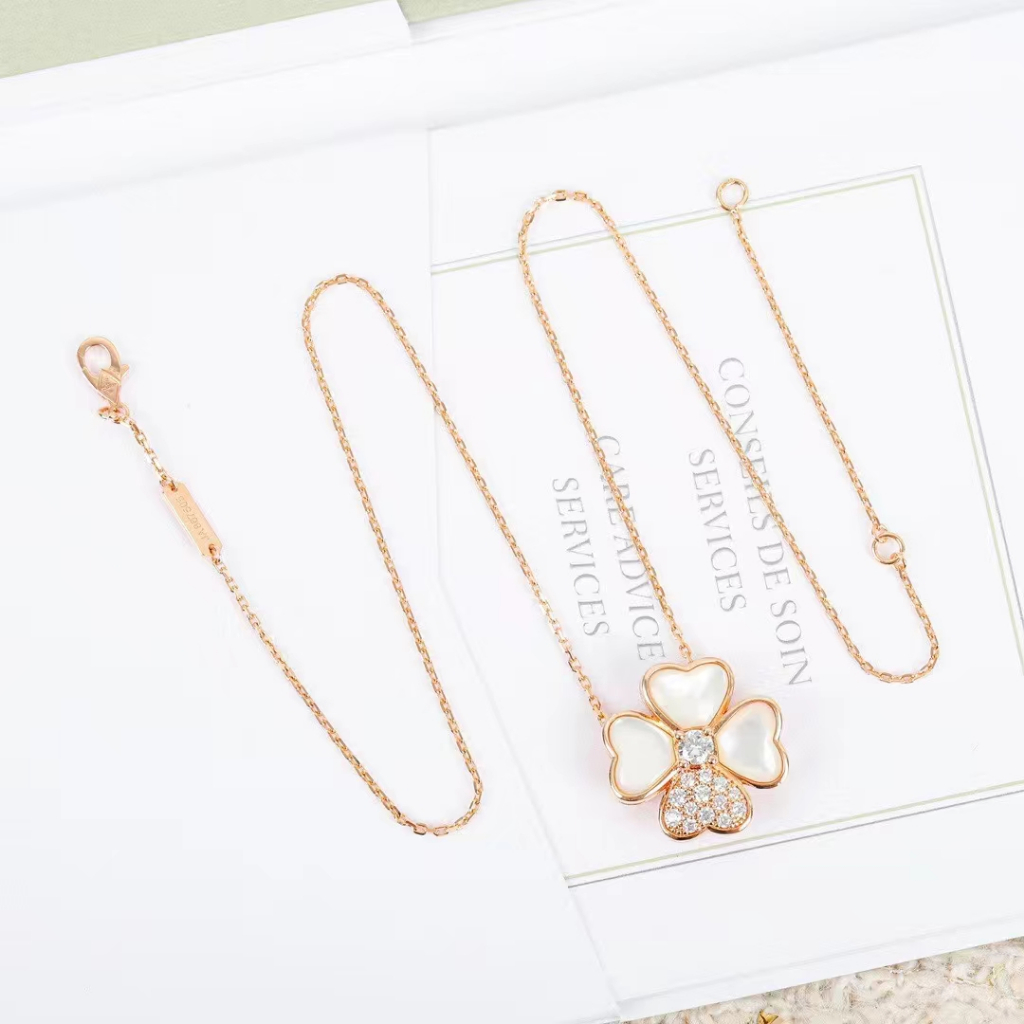 Van Cleef&Arpels vca clover necklace