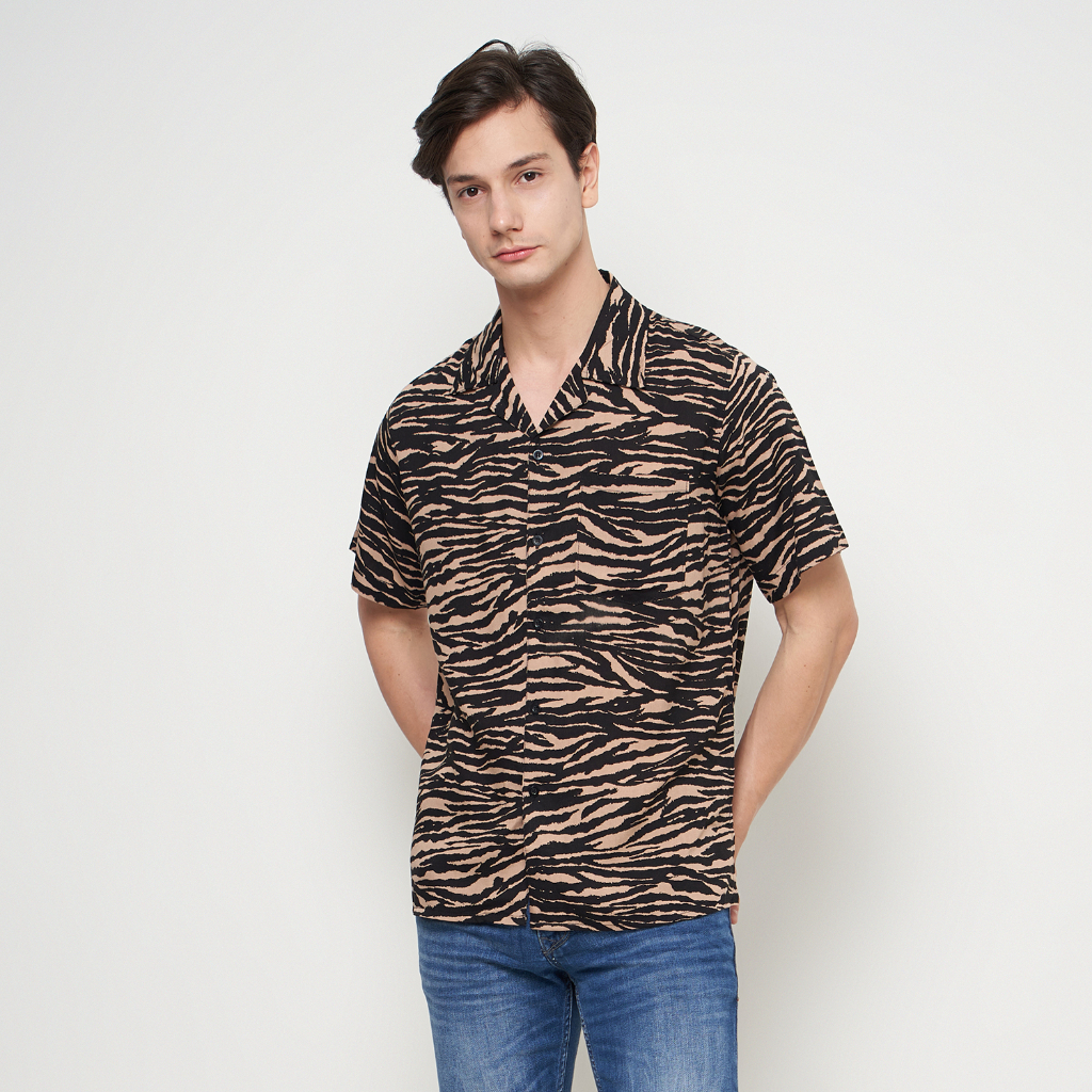 D.linquent - Baju Kemeja Hawaii Pantai Bali Lengan Pendek Motif Safari Salur