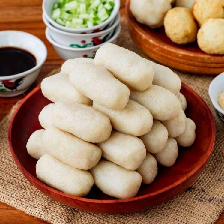 

paket pempek lenjer mini isi 50pcs asli ikan tenggiri+gabus asli Palembang free cuko satu botol