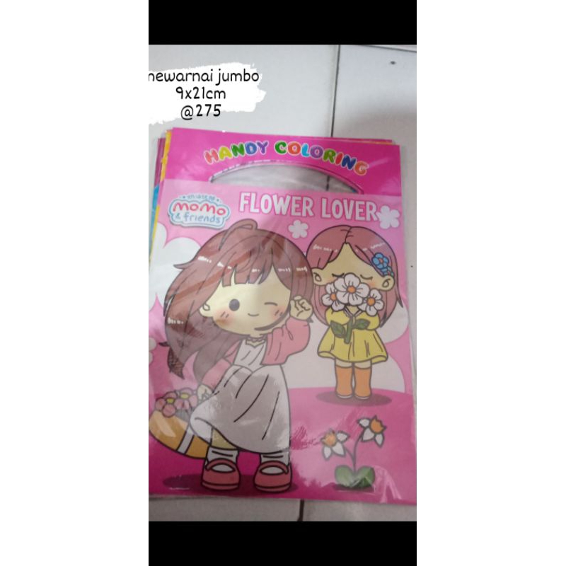 

mewarnai ukuran jumbo momo and friend | handy colouring