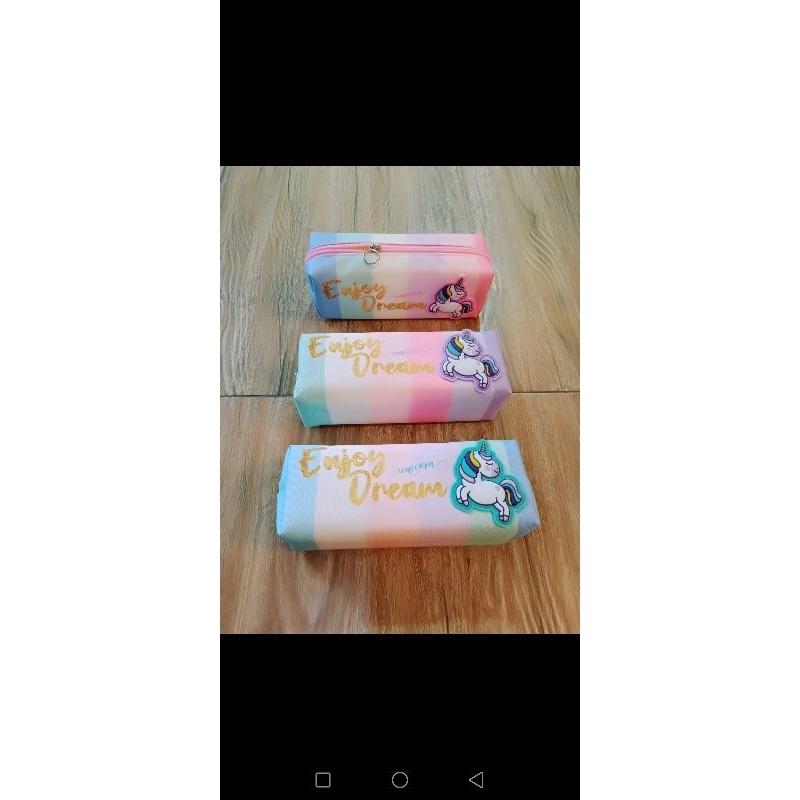 

Tempat pensil unicorn AO.d