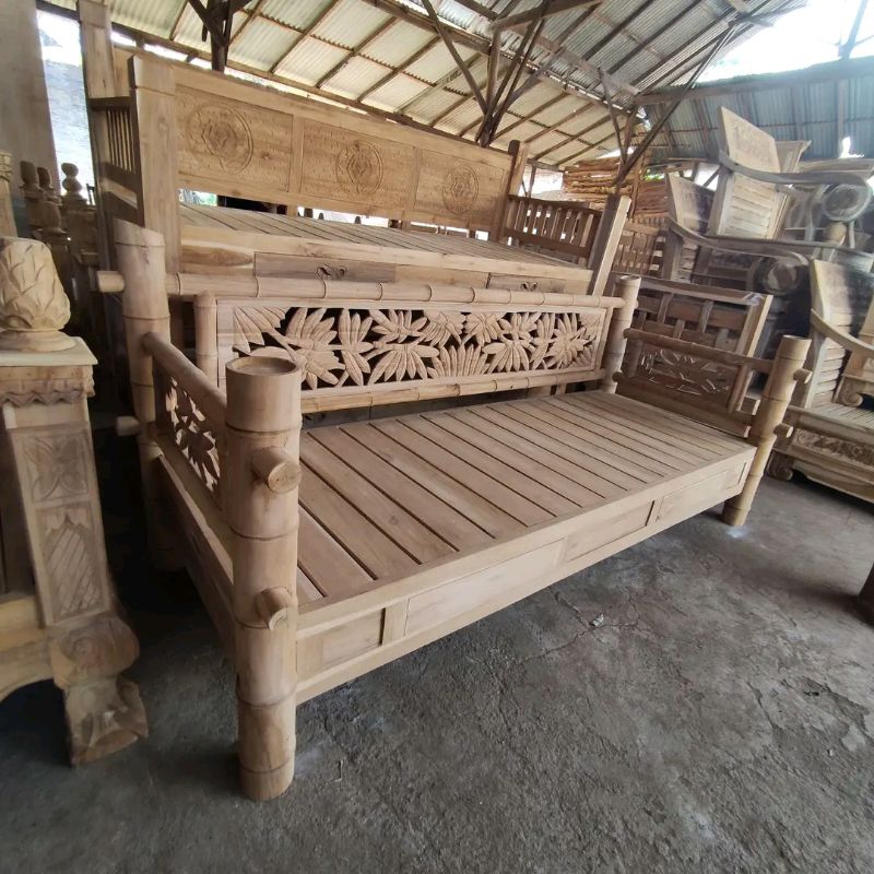 BALE BALE JATI MOTIF BAMBU