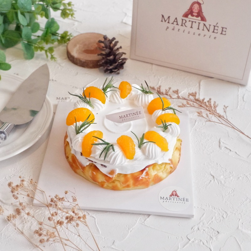 

Mandarin orange Basque Cheesecake