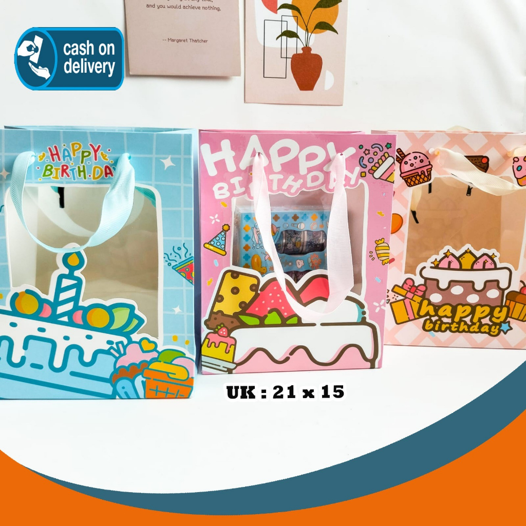 

PAPER BAG (KECIL) (14.5x10x19.5cm) MOTIF HAPPY BIRTH DAY TAS PEMBUNGKUS KADO DAN HAMPERS