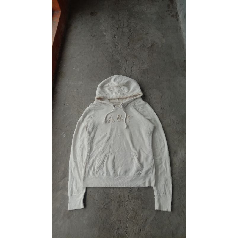 Abercrombie Putih