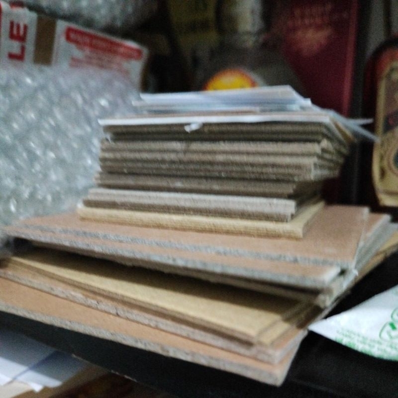 Kertas Karton Yellow Board YB bekas buat PC Photocard KPOP 1 kg