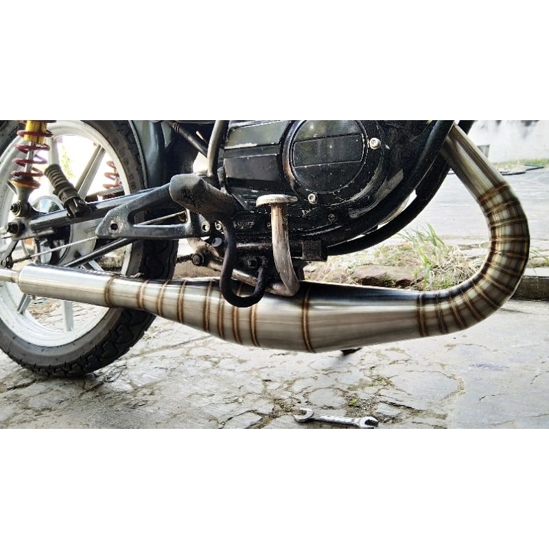 knalpot kolong 3v3 rx king  stainless