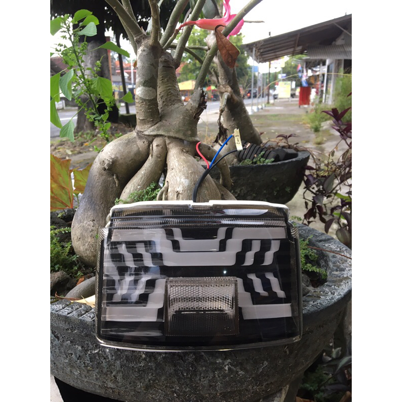 stoplamp lampu belakang gl max pro custom lazy eyes