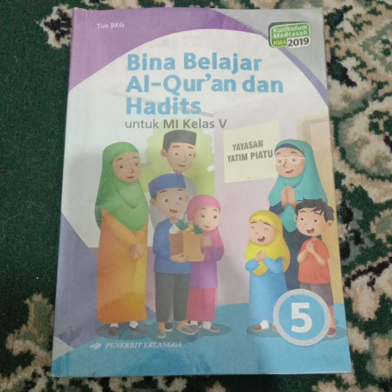 

Buku paket Al-Quran dan Hadist kelas 5