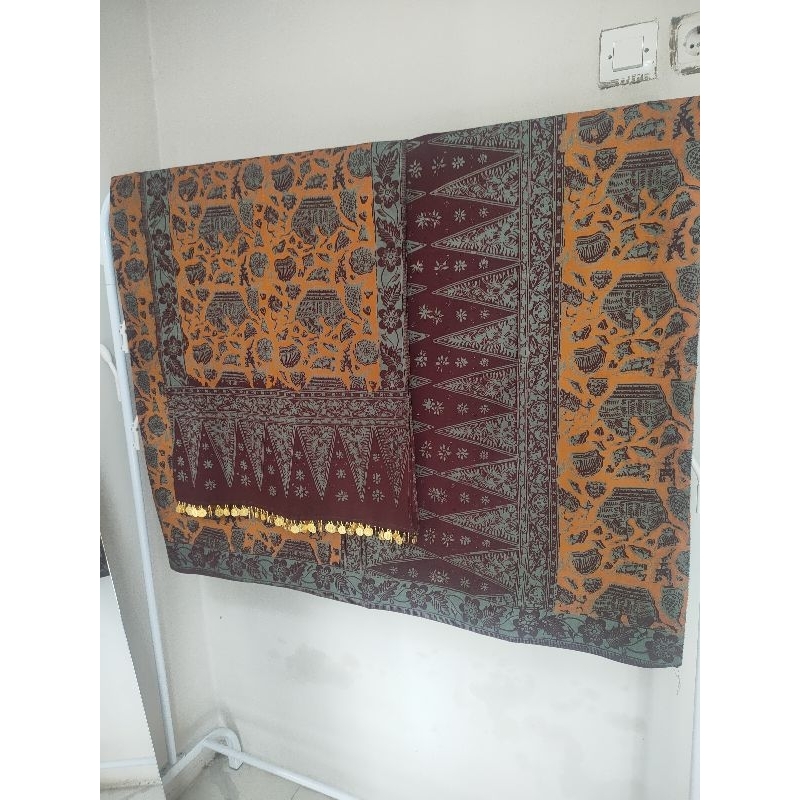 set kain tengkuluk batik jambi asli dengan ronce