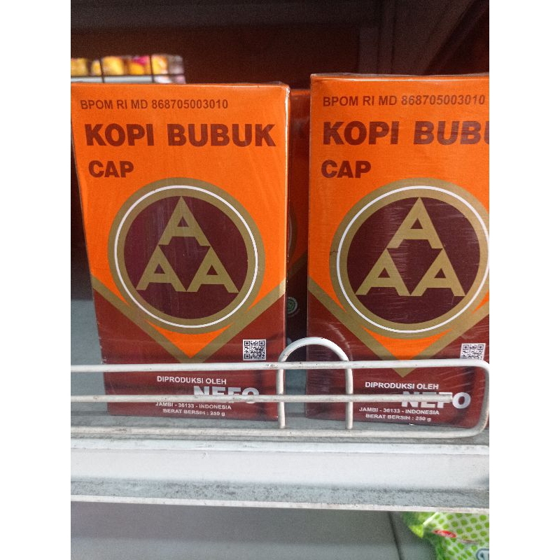 

kopi hitam,kopi bubuk, kopi enak,cap kopi AAA box 250gr khas jambi