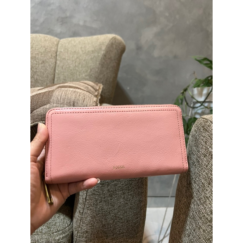 Fssil Logan RFID Zip Around Clutch