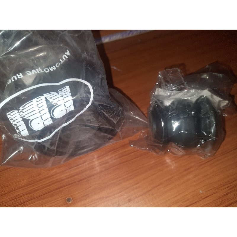 BUSHING LOWER ARM JAZZ GE8 UKURAN BESAR DAN KECIL MERK RBI