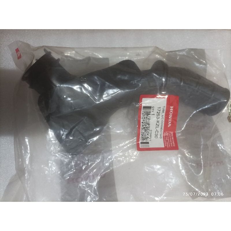 Selang hawa boks filter udara Spacy F1(tube, A/C connecting) ,nomer part: 17253-KZL-C30