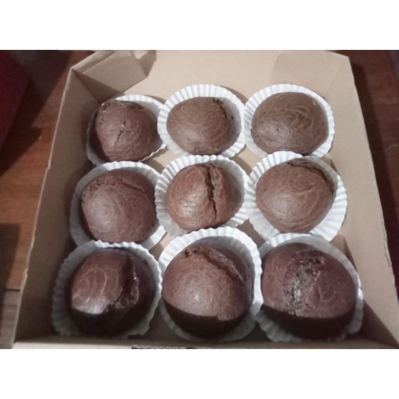 

Chocolate choux (soes)