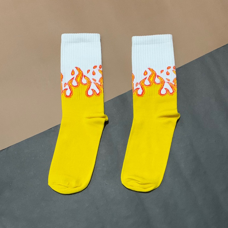 KAOS KAKI PRIA MOTIF API PUTIH KUNING | BISA (COD)